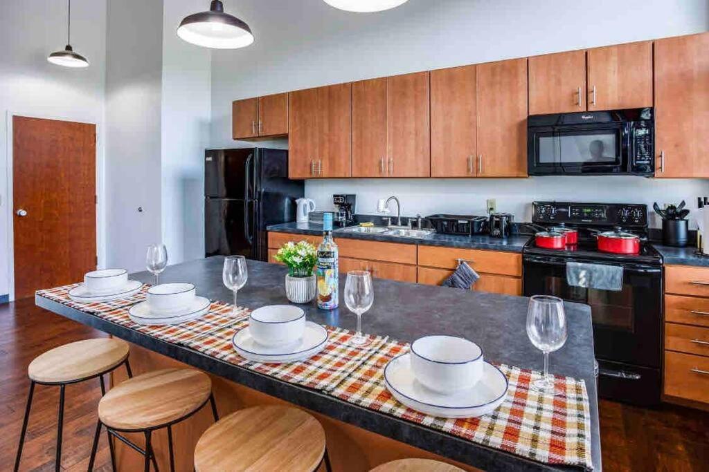 Appartement Ny Style Centric Loft With King Bed By Park Av. à Rochester Extérieur photo